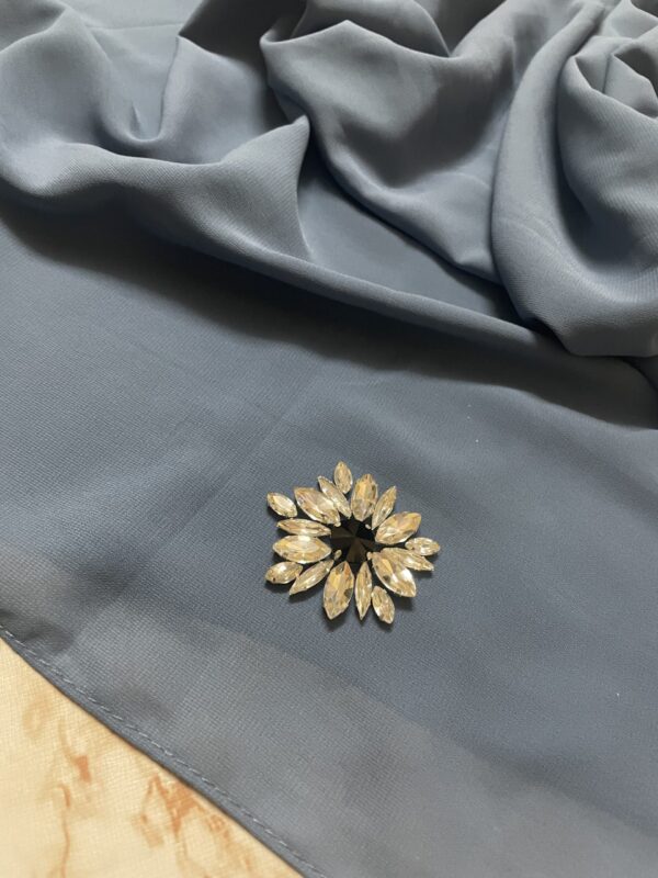 Diamond Broach Hijab