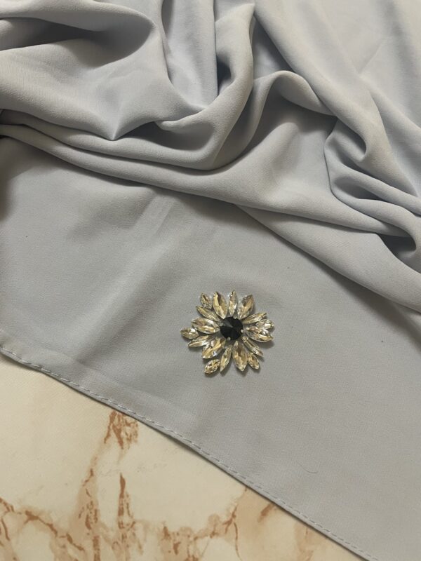 Diamond Broach Hijab