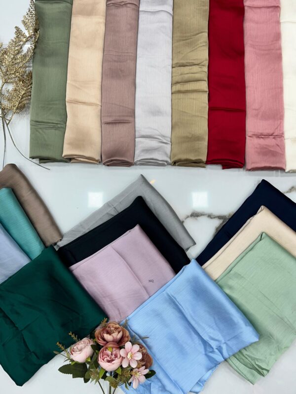 Muna Satin Hijab